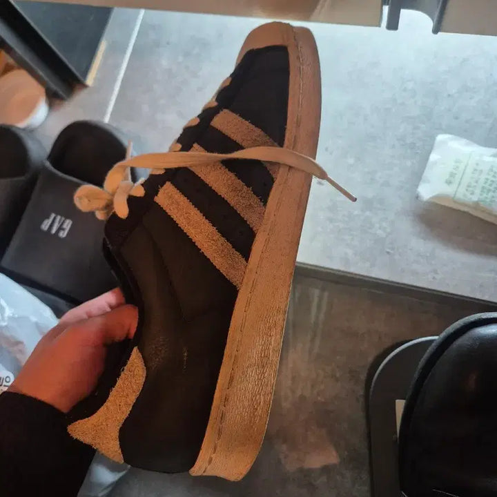 [BUNJANG] Adidas Superstar 82 Sneakers / 아디다스 슈퍼스타 82 275