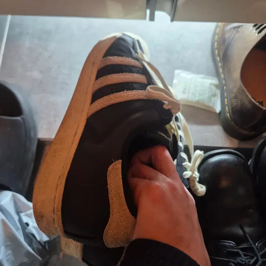 [BUNJANG] Adidas Superstar 82 Sneakers / 아디다스 슈퍼스타 82 275