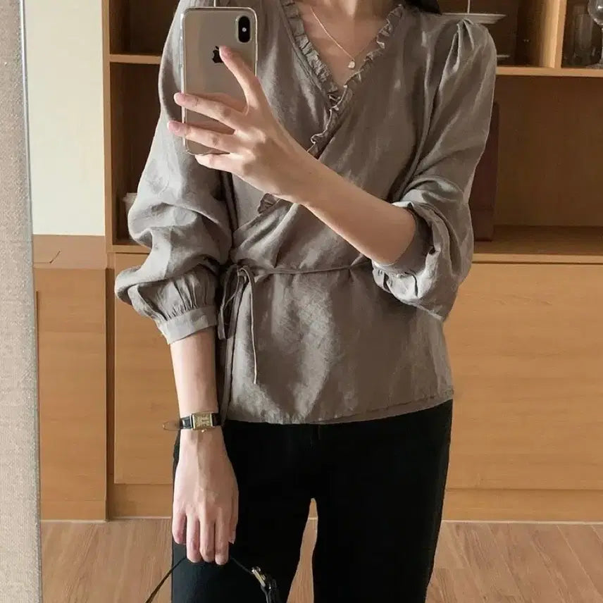 [BUNJANG] Layered Twisted Strap Blouse - Cream / 새상품) 레이어드 꼬임 스트랩 블라우스 크림