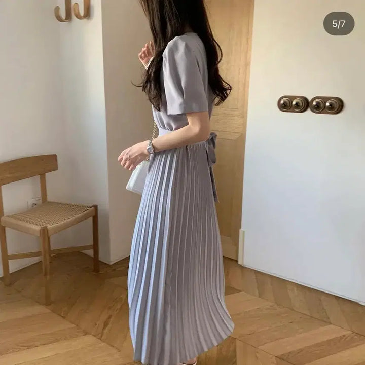 [BUNJANG] Merriaround Linda Pleated Dress / 메리어라운드 린다 플리츠 원피스 하객룩