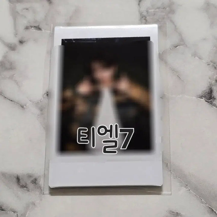 [BUNJANG] All Day Project Woochan Polaroid / 올데이프로젝트 우찬 원본 폴라 폴라로이드