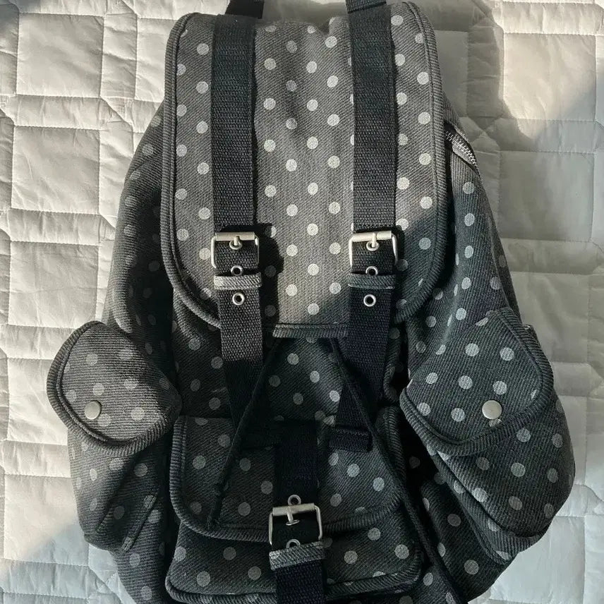 [BUNJANG] Cozing Dot Backpack Black / 코징 도트 백팩 블랙 cozing ding ding backpack