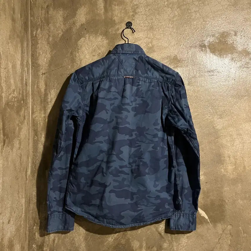 [BUNJANG] Tommy Hilfiger Camo Pattern Shirt / 타미힐피거 카모패턴 셔츠