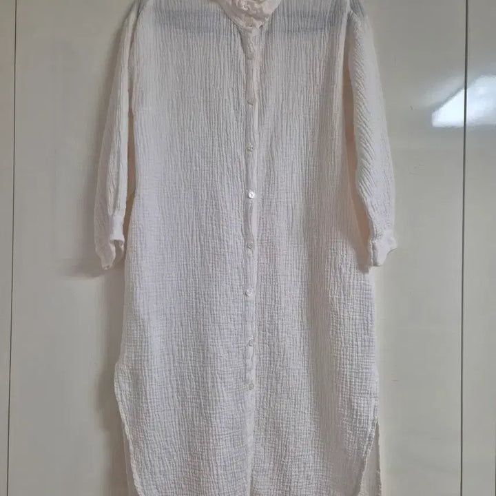 [BUNJANG] White Frill Neck Slit Dress Outer / 화이트 프릴 넥 셔츠 트임 원피스 아우터