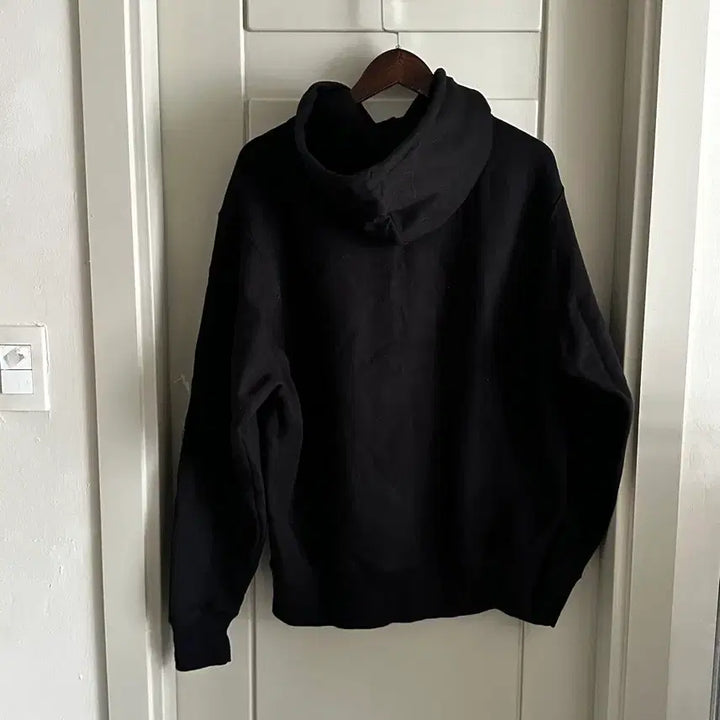 [BUNJANG] Champion Reverse Weave Black Mini Logo Hoodie / Champion Reverse Weave 블랙 미니로고 후드