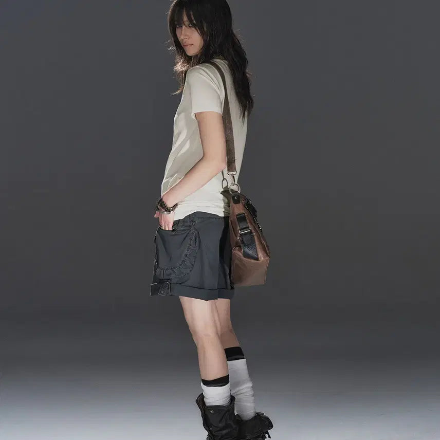[BUNJANG] WearAndtear Roll-up Cargo Shorts / wearAndtear 롤업 리벳 카고 스트릿 코튼 5부 팬츠