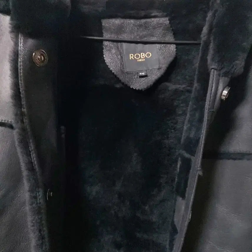 [SOLD OUT] ROBO 로보 블랙 양털 양가죽 무스탕 후드자켓