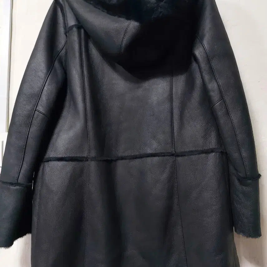 [SOLD OUT] ROBO 로보 블랙 양털 양가죽 무스탕 후드자켓