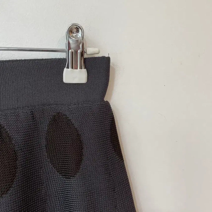 [BUNJANG] Black Dot A-line Skirt / 검정색 도트 A라인 스커트