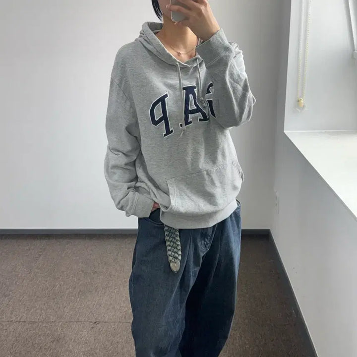 [SOLD OUT] Gap 갭 네이비 로고 그레이 후드티