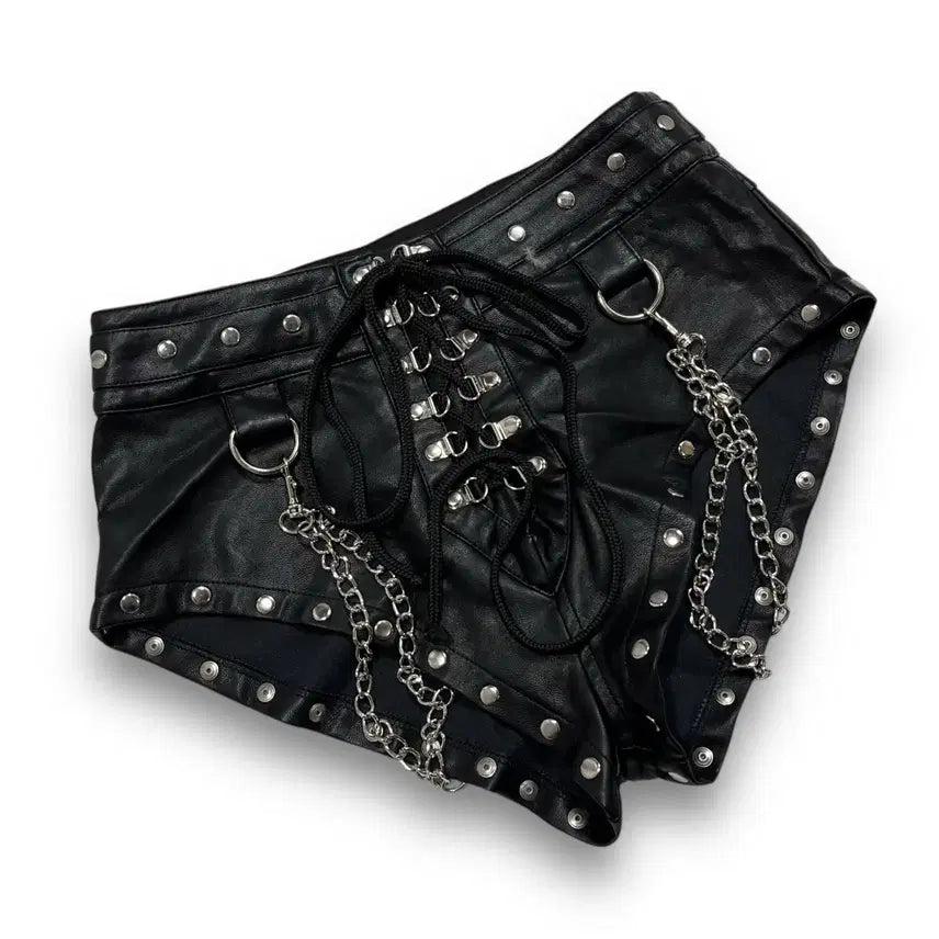 [BUNJANG] Dolls Kill Punk Studded Hot Pants / Dolls Kill Punk Chain studded hot pants