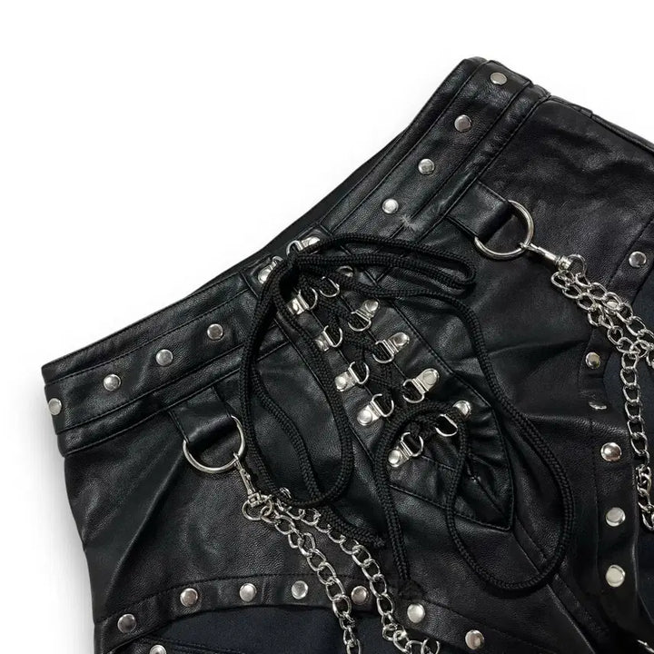 [BUNJANG] Dolls Kill Punk Studded Hot Pants / Dolls Kill Punk Chain studded hot pants