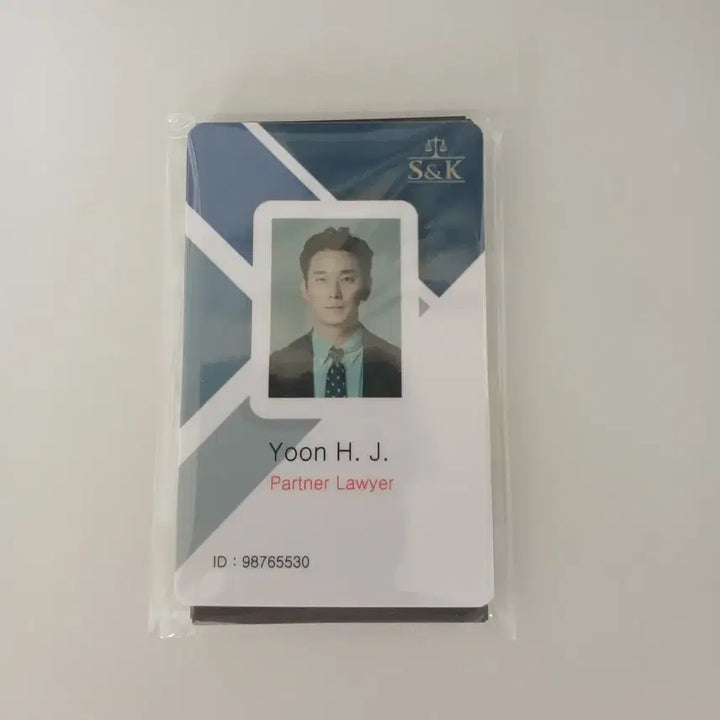 [BUNJANG] Hyena (Kim Hye-soo, Ju Ji-hoon) Script Book / 드라마 하이에나 대본집(명함, ID카드 포함)