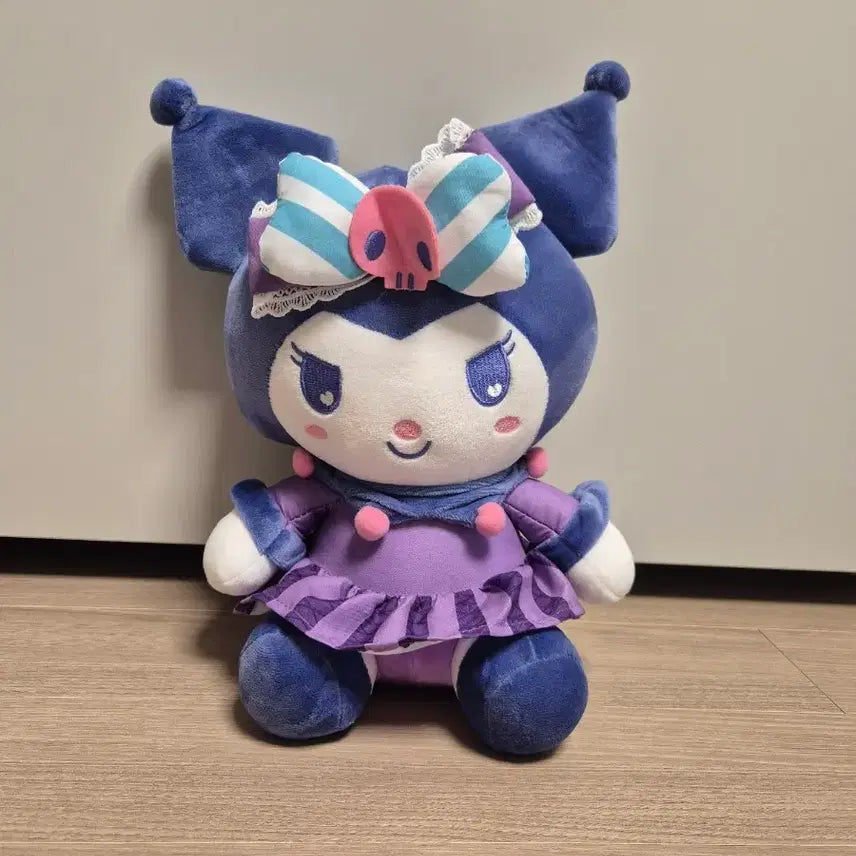 [BUNJANG] Sanrio Kuromi Blue Ribbon Plush Doll / 산리오 쿠로미 블루리본 인형 새상품 택 있어요