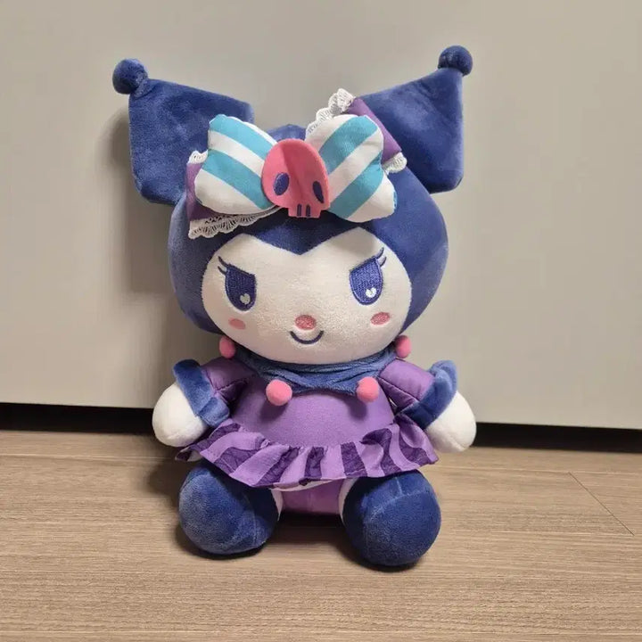 [BUNJANG] Sanrio Kuromi Blue Ribbon Plush Doll / 산리오 쿠로미 블루리본 인형 새상품 택 있어요