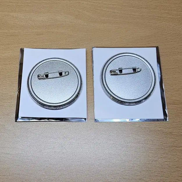 [SOLD OUT] (일괄) 건담W 건담윙 캔뱃지 히이로, 우페이 2점 일괄
