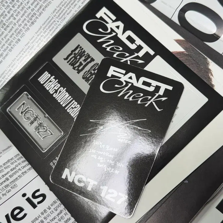 [BUNJANG] NCT 127 Fact Check Album Photocard Yuta, Mark / Nct 127 엔시티 팩트체크 앨범 포카 유타 마크