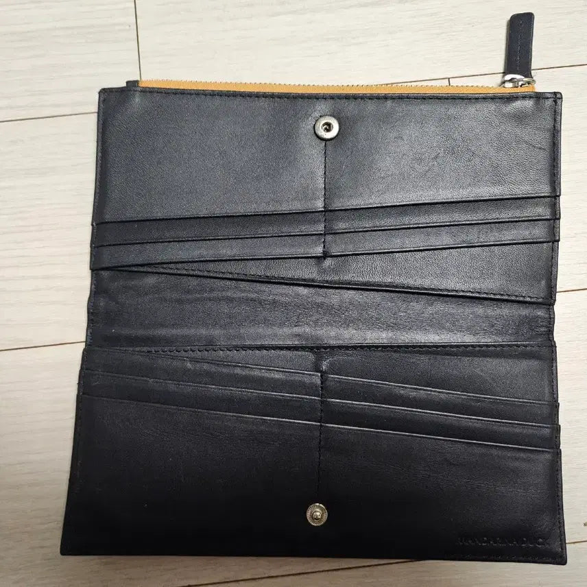 [BUNJANG] Mandarina Duck Black Long Wallet / 만다리나덕 블랙 장지갑