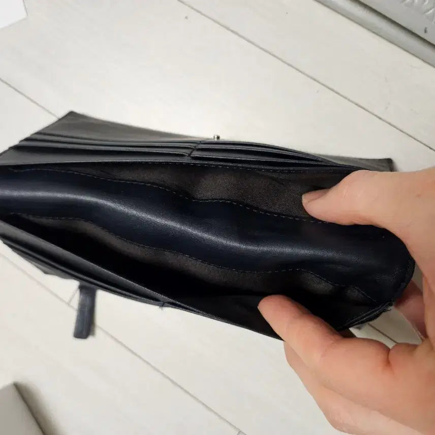 [BUNJANG] Mandarina Duck Black Long Wallet / 만다리나덕 블랙 장지갑