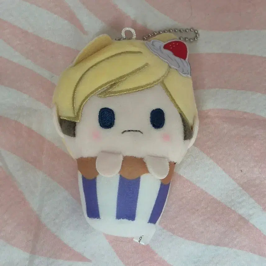 [BUNJANG] Elvin Smith Tapinuie Cupcake Plush / 엘빈 스미스 컵케이크 타피누이