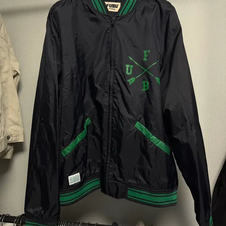 [BUNJANG] FUBU Heritage Nylon Varsity Jacket / FUBU 헤리티지 나일론 바시티 자켓 110