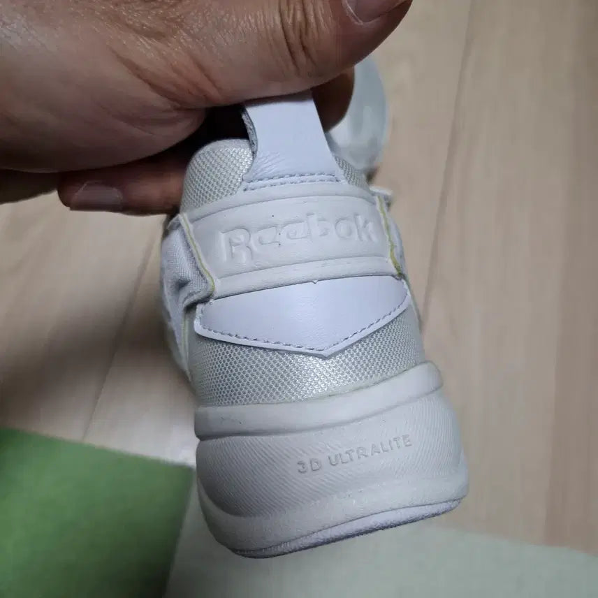 [BUNJANG] Reebok Furylite White Sneakers / 리복 퓨리라이트 흰색 운동화