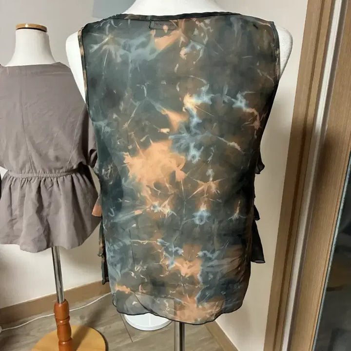 [BUNJANG] Tie-dye See-through Ruffle Blouse / 타이다이 시스루 러플 블라우스