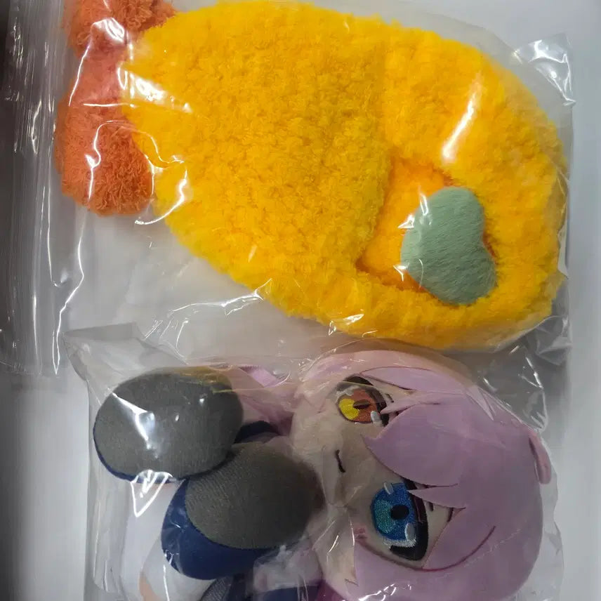 [BUNJANG] Blue Archive Hoshino Chocofuni &amp; Fried Clothes Set / 블루아카이브 호시노 초코푸니 미개봉 팝니다.