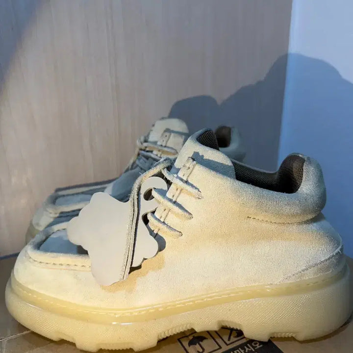[BUNJANG] Burberry Suede Creeper Mid Sneakers / 버버리 스웨이드 크리퍼 미드 스니커즈 43 정품 급처 쿨거래 에눌