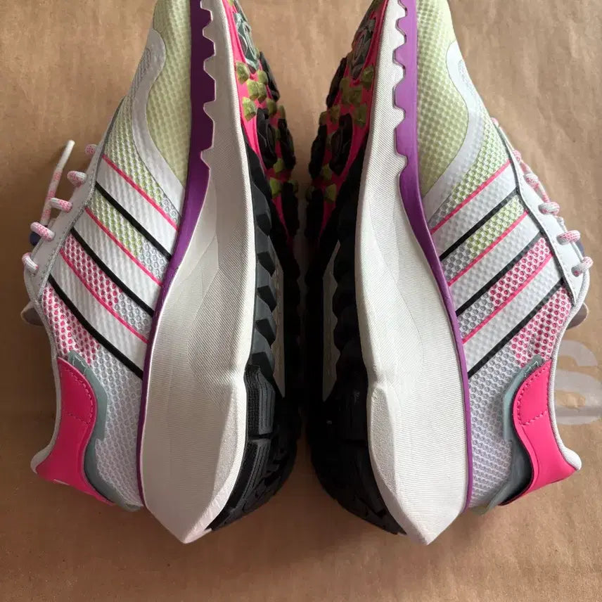 [BUNJANG] Adidas Mixed Color Sneakers / 아디다스 운동화