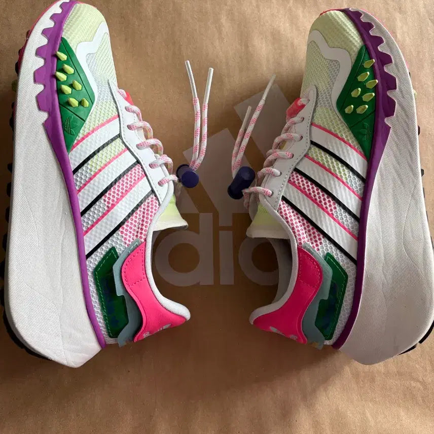 [BUNJANG] Adidas Mixed Color Sneakers / 아디다스 운동화