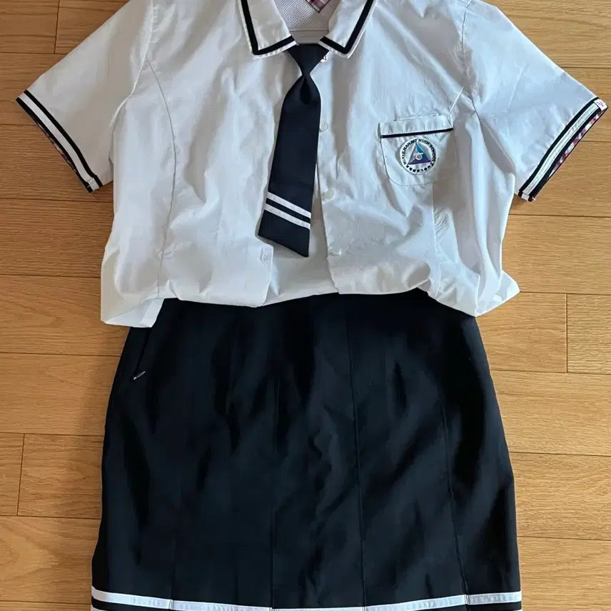 [BUNJANG] Hanbit High School Summer Uniform Set / 한빛고 교복 하복세트