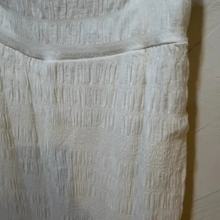 [BUNJANG] White Shirred Long Dress / 끈나시 화이트 셔링 롱 원피스