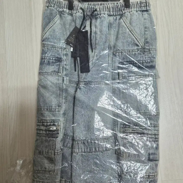 [BUNJANG] Juun.J Bermuda Denim Cargo Pants / 준지 25ss 버뮤다 데님 카고팬츠 48사이즈