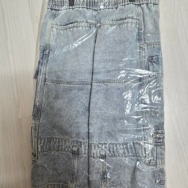 [BUNJANG] Juun.J Bermuda Denim Cargo Pants / 준지 25ss 버뮤다 데님 카고팬츠 48사이즈