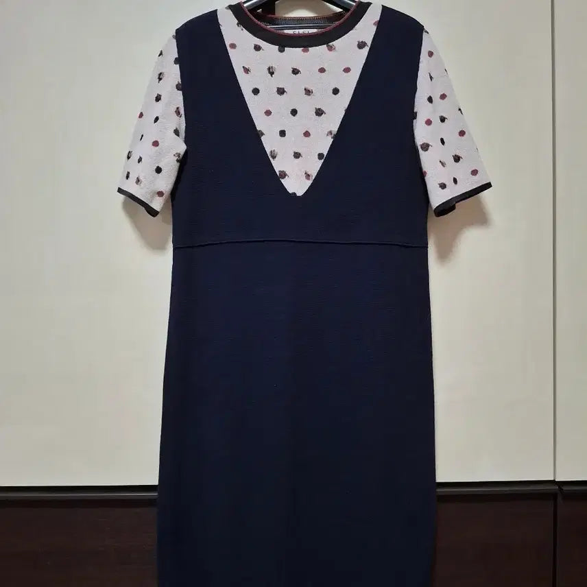 [BUNJANG] SJSJ Knit Contrast Dress (Navy, 90) / SJSJ  니트배색 원피스  90사이즈  네이비색계열   일체형