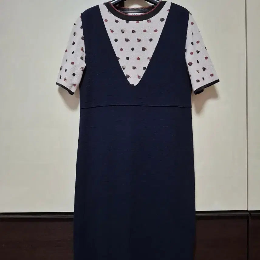 [BUNJANG] SJSJ Knit Contrast Dress (Navy, 90) / SJSJ  니트배색 원피스  90사이즈  네이비색계열   일체형