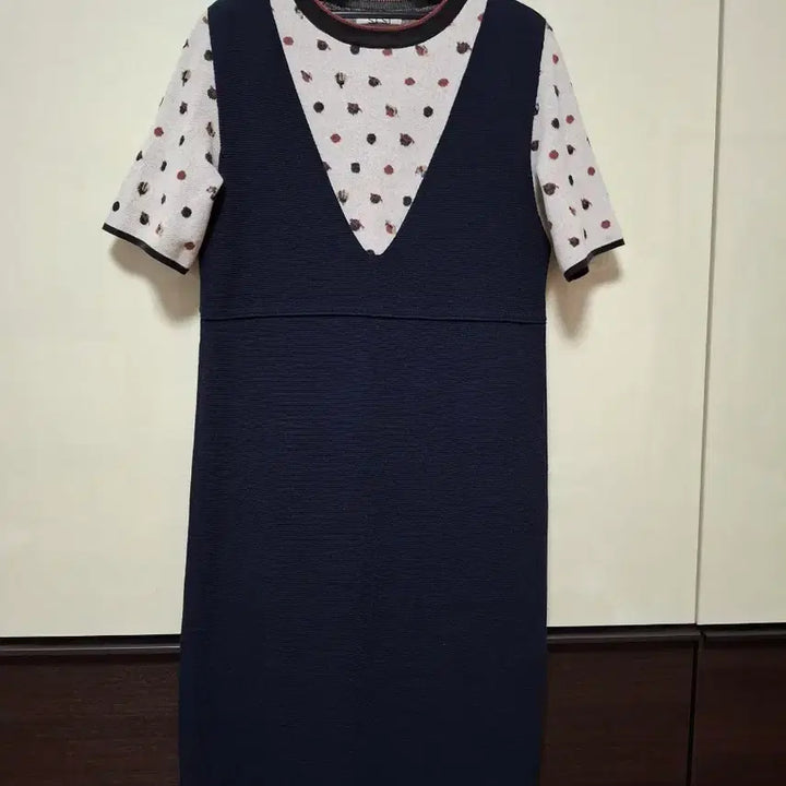 [BUNJANG] SJSJ Knit Contrast Dress (Navy, 90) / SJSJ  니트배색 원피스  90사이즈  네이비색계열   일체형