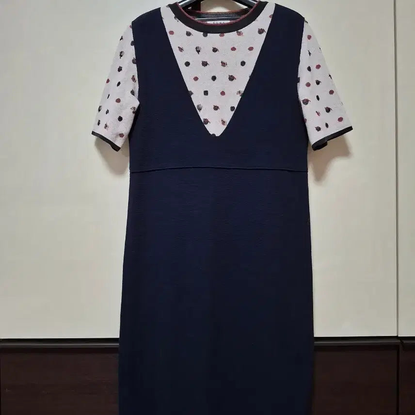 [BUNJANG] SJSJ Knit Contrast Dress (Navy, 90) / SJSJ  니트배색 원피스  90사이즈  네이비색계열   일체형