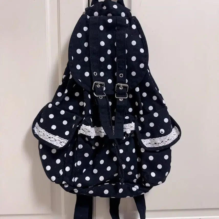 [BUNJANG] Hagumi Vintage Dot Lace Three-Pocket Backpack / 일본 빈티지 모리걸 하구미 도트 레이스 쓰리포켓 백팩 모리 가방