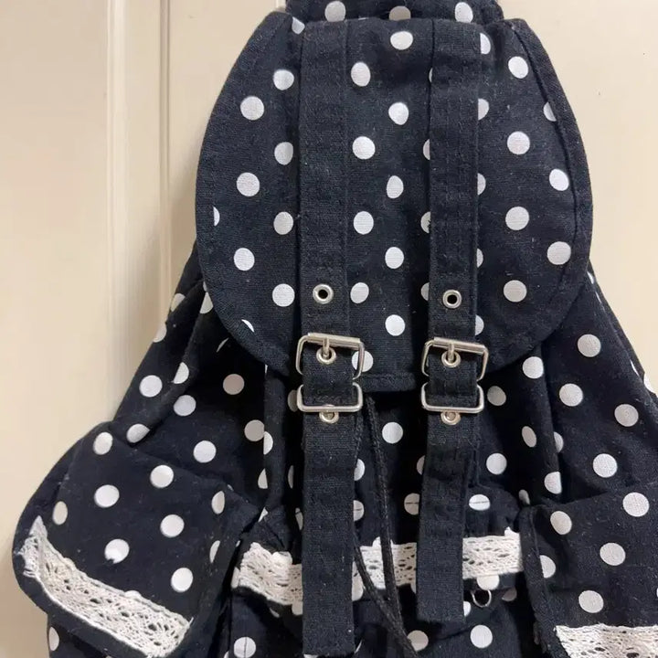 [BUNJANG] Hagumi Vintage Dot Lace Three-Pocket Backpack / 일본 빈티지 모리걸 하구미 도트 레이스 쓰리포켓 백팩 모리 가방