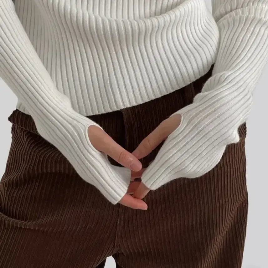 [BUNJANG] Autumn Handwarmer Ribbed Knit Turtleneck Sweater / 어텀 핸드워머 터틀넥 골지니트
