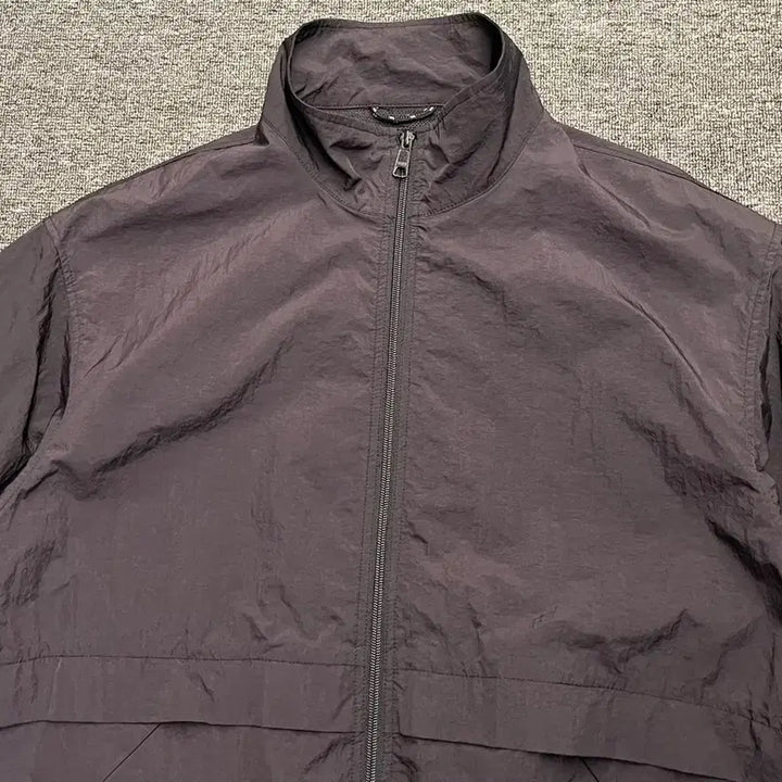[SOLD OUT] [100] 어반리서치 블랙 바람막이 점퍼 L