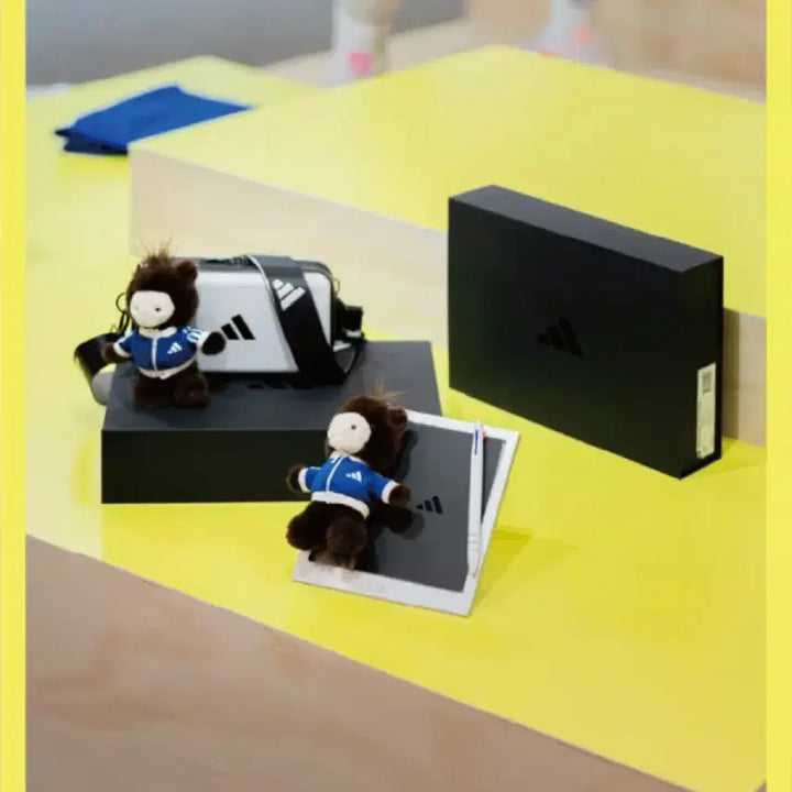 [BUNJANG] Adidas New Year Gift Pack Limited Edition / (한정판) 아디다스 뉴이어 기프트팩