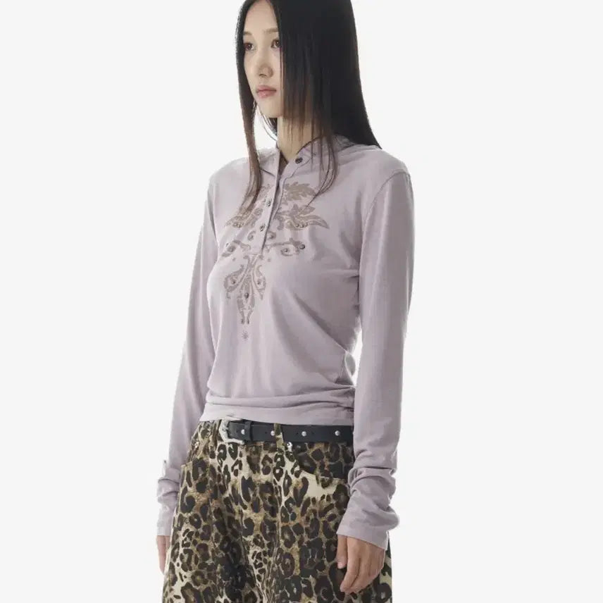 [BUNJANG] Arkham Stud Hoodie / 아캄 스터드 후드티