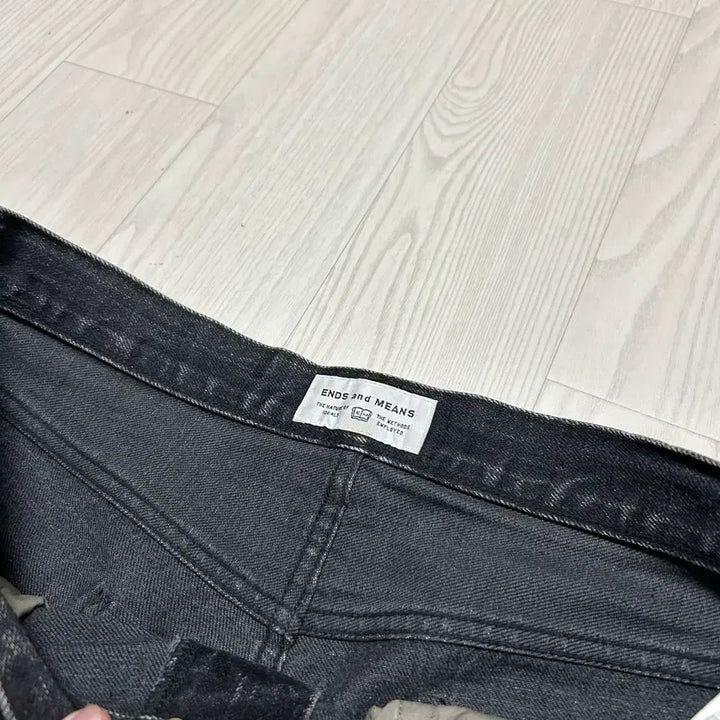 [BUNJANG] Ends and Means 5-Pocket Denim Jeans Black / [L] 엔즈앤드민즈 Ends and means 5포켓 데님 블랙