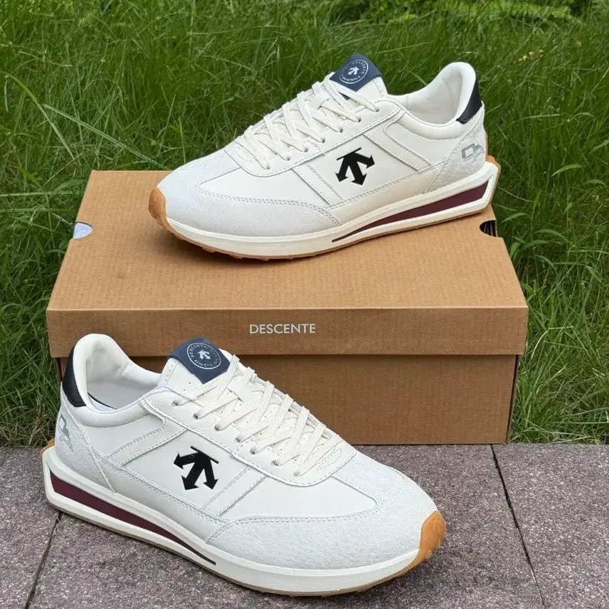 [BUNJANG] Descente White Sneakers / 데상트 화이트 스니커즈 운동화 EUR:42