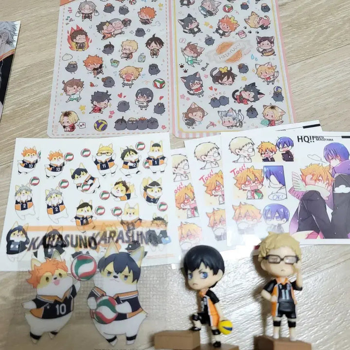 [BUNJANG] Haikyuu! Unofficial Goods Bundle Set / (일괄)하이큐 비공식 굿즈 피규어 가챠 스티커 캔뱃지 엽서