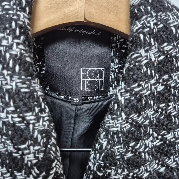 [BUNJANG] Jigott Tweed Jacket (Size M) / (110) 지고트 트위트자켓