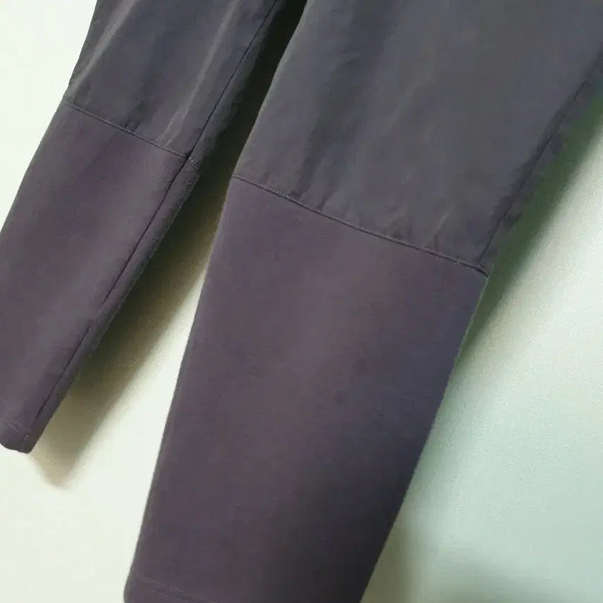 [BUNJANG] Adidas Training Pants (Size 30-33) / 아디다스 츄리닝 바지 30~33